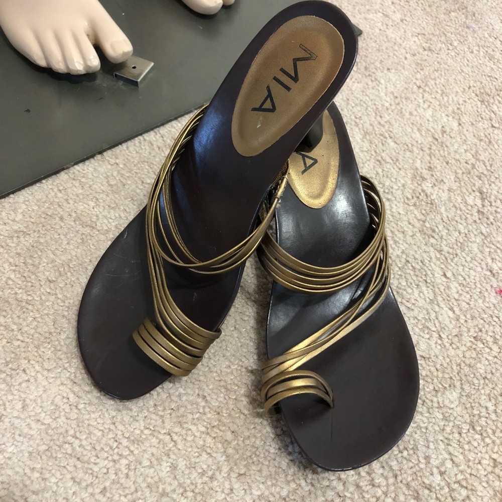 MIA Slip On Heels Size 6 1/2 Medium